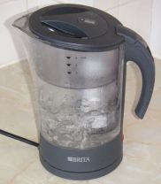 524px-Brita_kettle